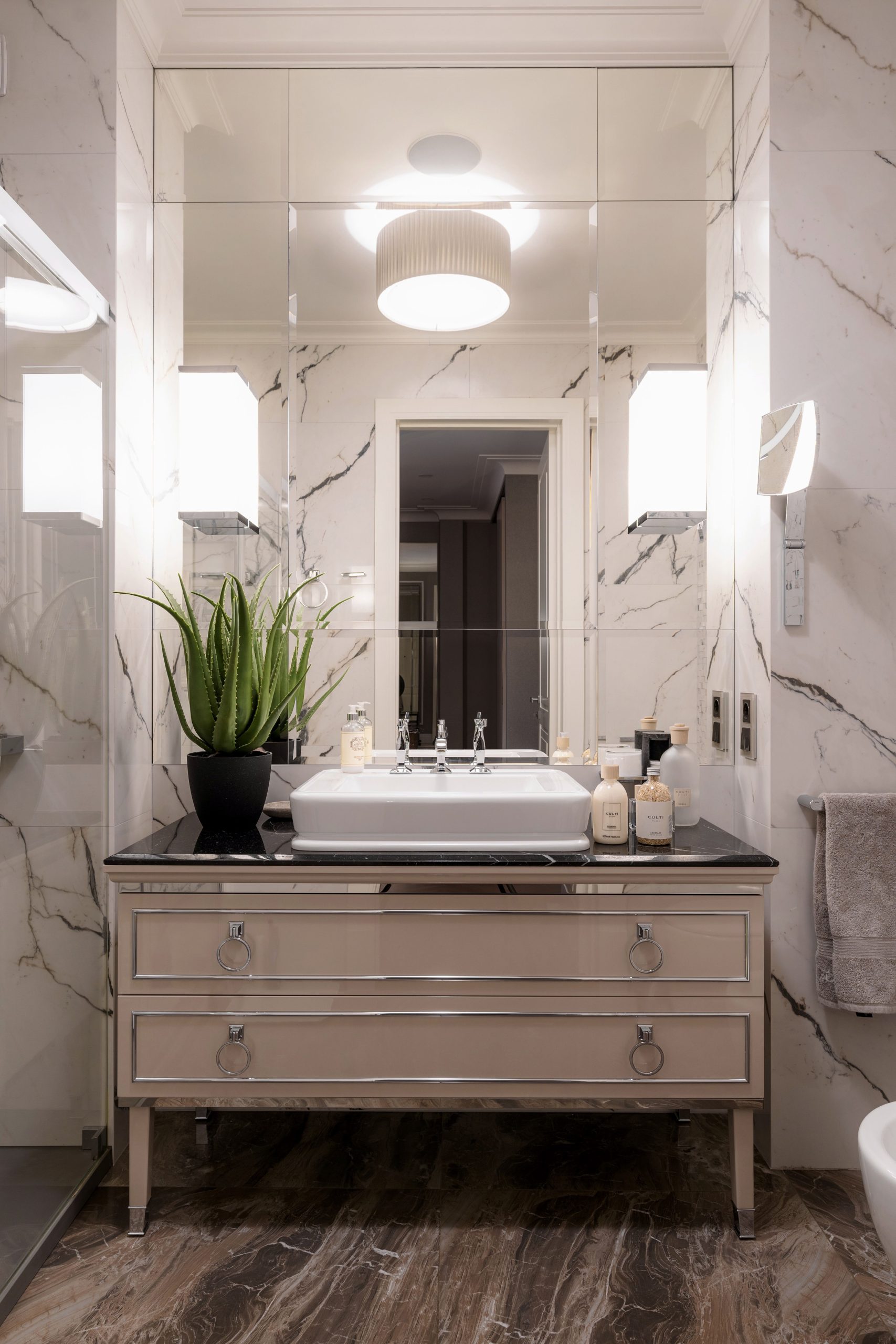 Durabilité et longévité du marbre en salle de bain