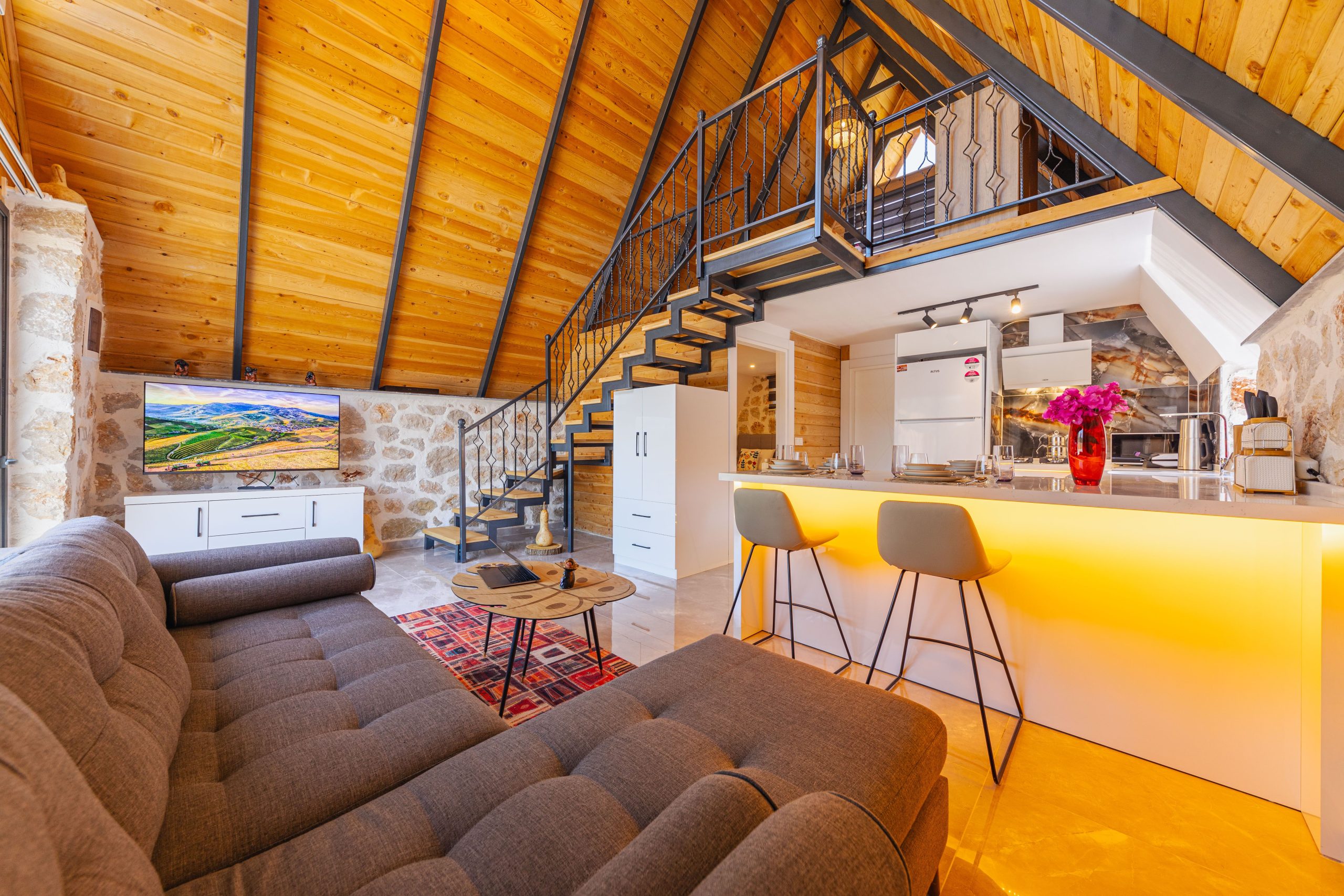 Mezzanine 2m80 aménagement efficace et hauteur